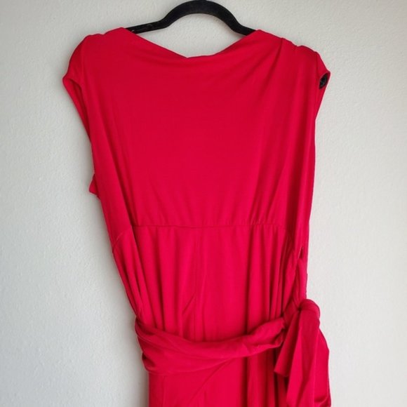 Reformation Sage Wrap Dress in Cherry NEW - Picture 6 of 7
